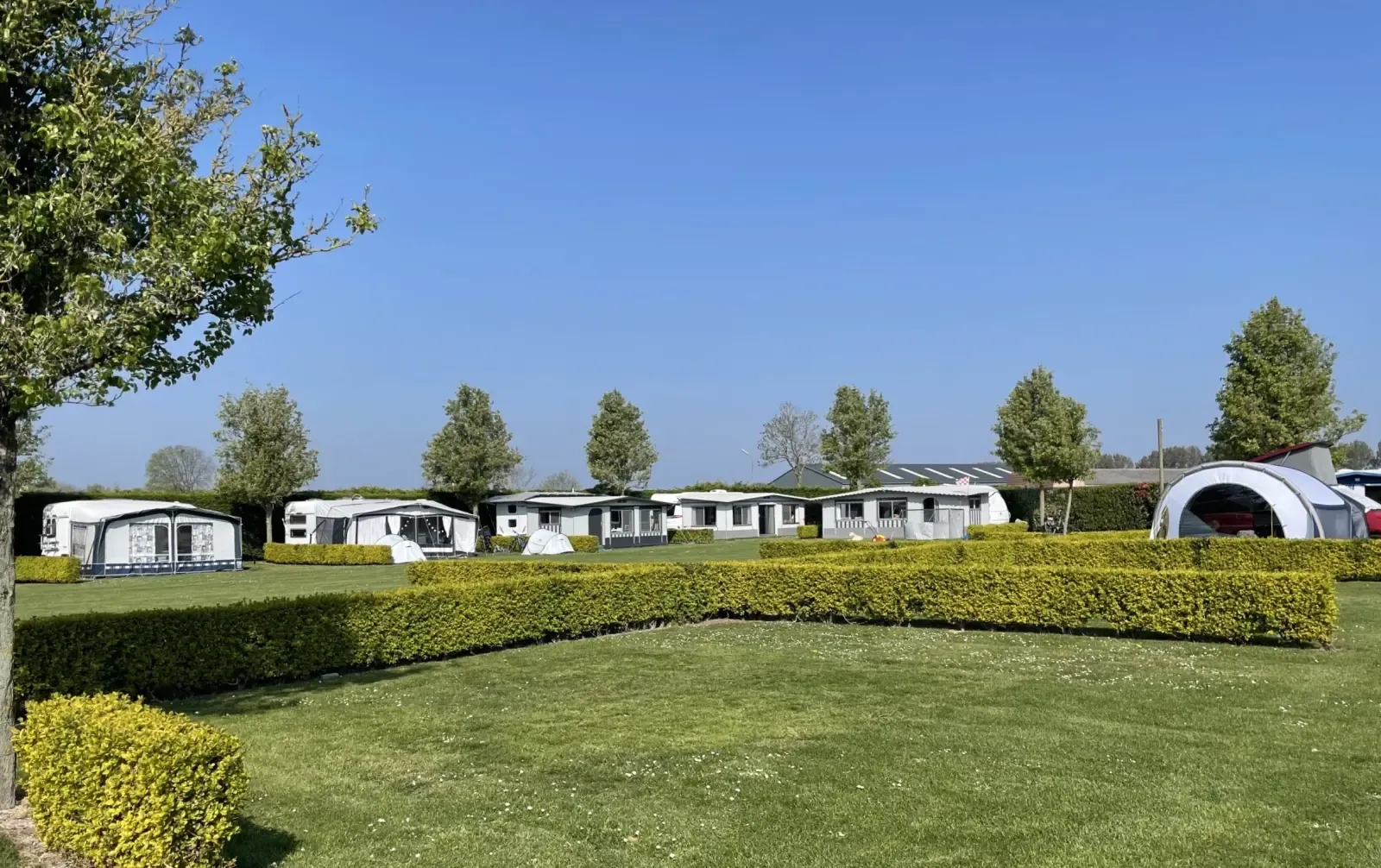 Het Platte Putje — uitzicht over het kampeerveld