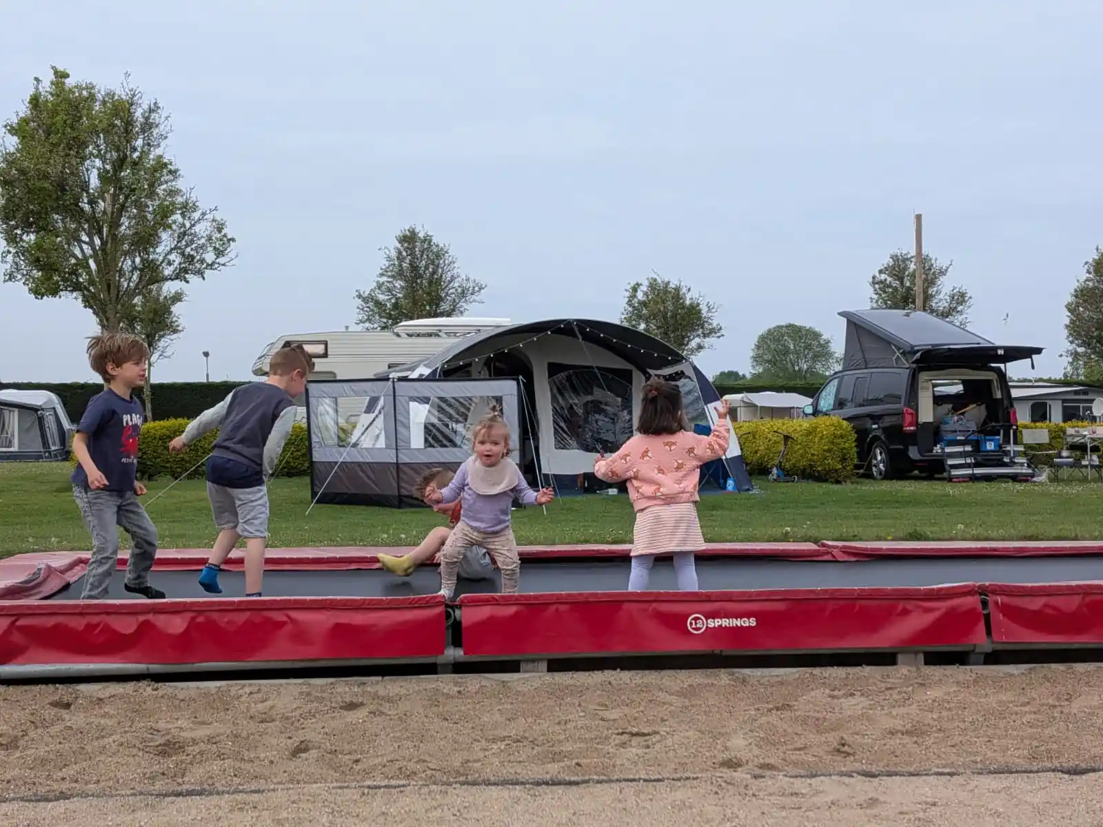 Trampoline